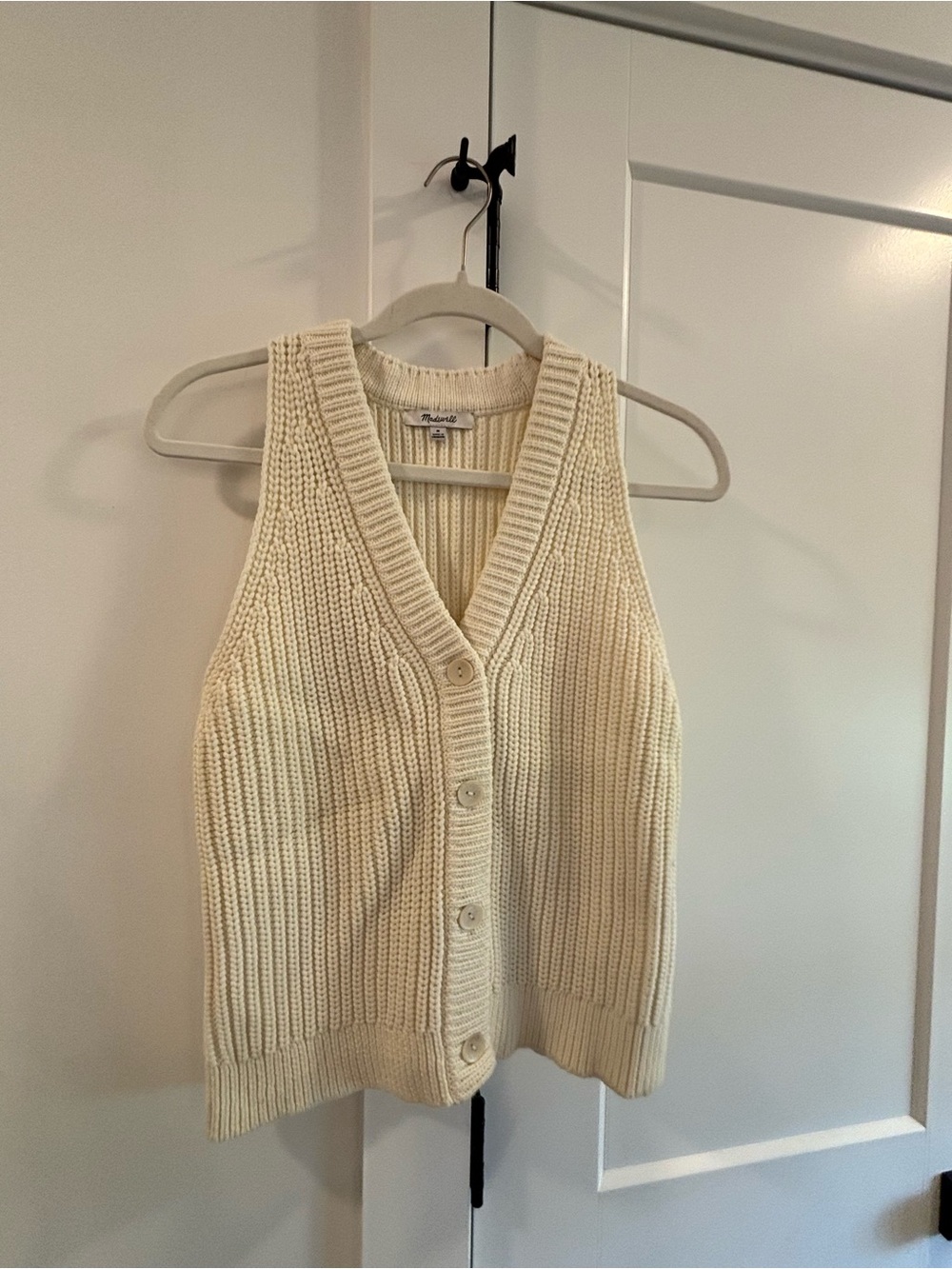 Madewell Cream Ribbed Button-Front Sweater Vest